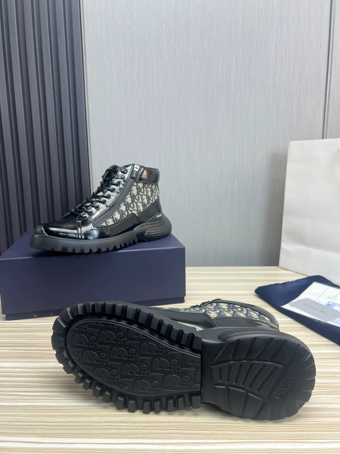 Men's men's shoes💰640💰 Dior men's business casual leather shoes👞all made of imported original brand leather, just to create a more comfortable wearing experience, upper: original cowhide splicing➕imported sheepskin lining, original non-slip and wear-resistant rubber outsole✔️36-45 (45 non-returnable)
